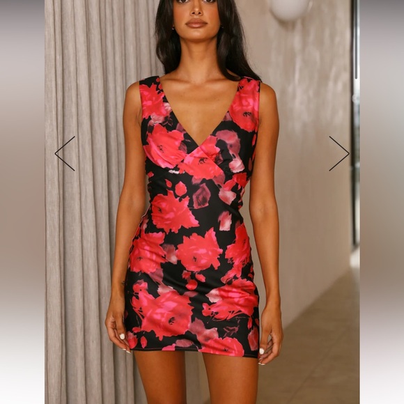 Princess Polly Red Roses Satin Mini Dress - Picture 2 of 4